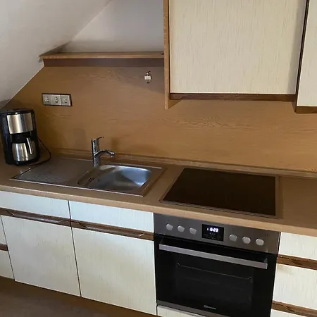 2 Dg-wohnung - Beautiful 2-room Attic